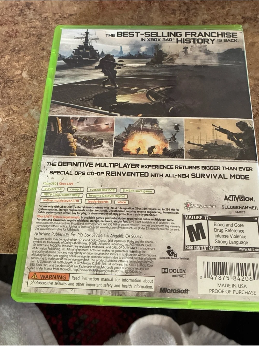 Microsoft Xbox 360 Call of Duty MW3 with Green Case